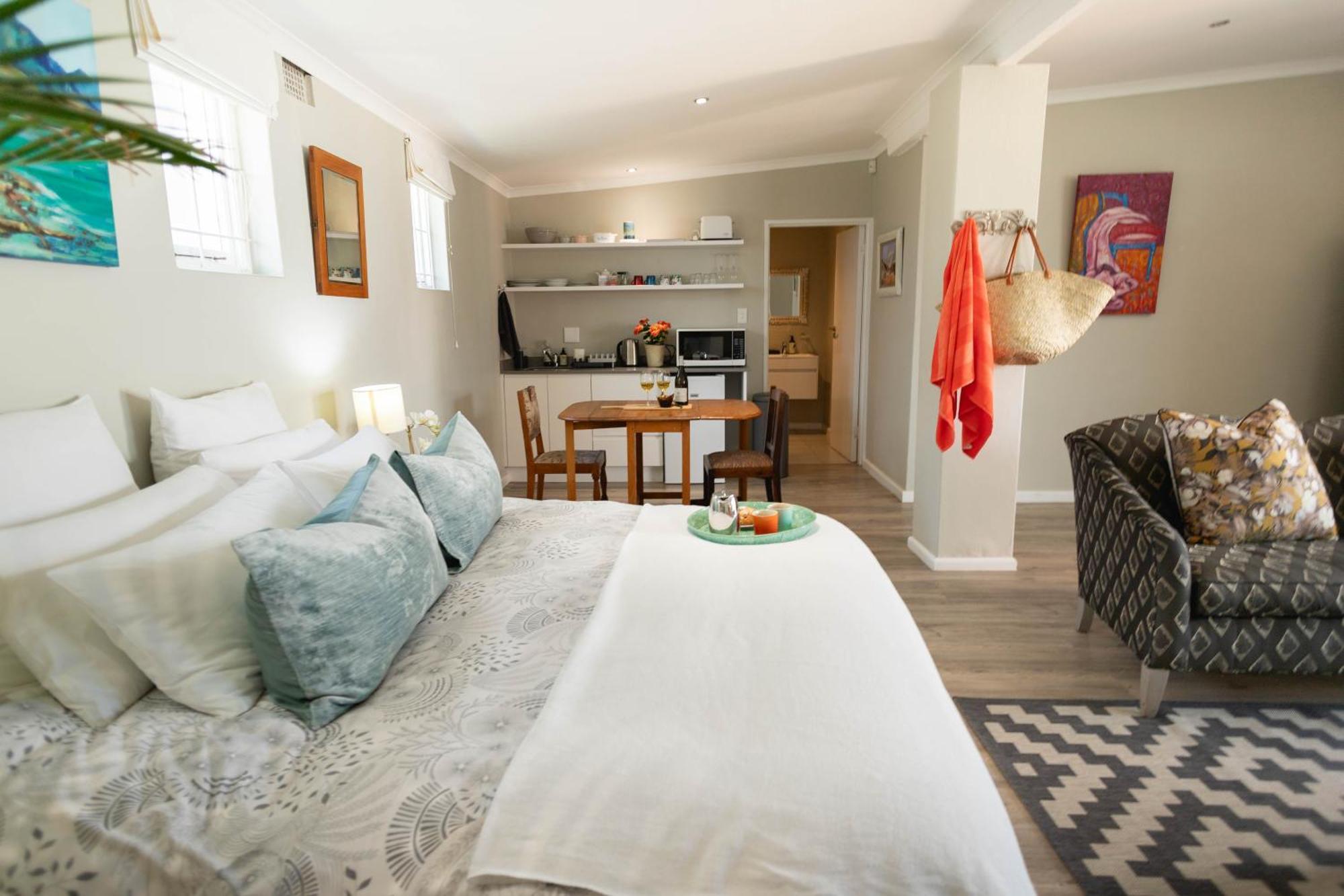 Goozi Garden Cottage Hermanus Exterior photo